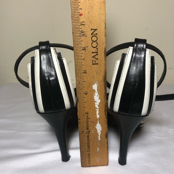Elegant Black and White Genuine Leather Women's Heels - Picture 4 of 6